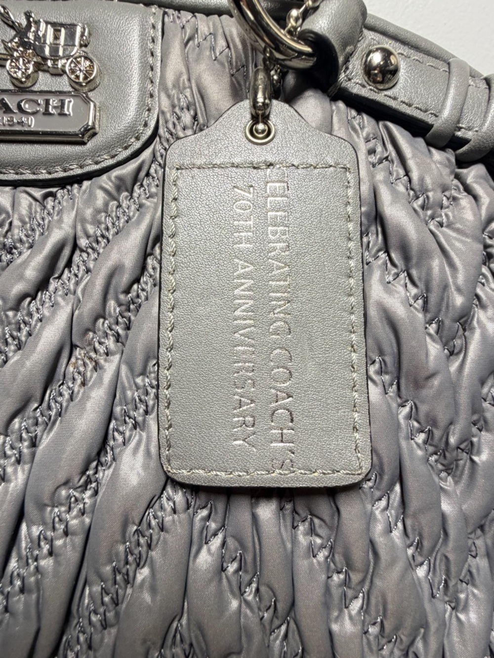 Coach Women's Quilted Chevron Tote Bag in Gray 70th anniversary - Picture 3 of 7